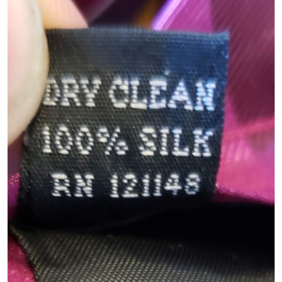 Arrow Red and Blue Square Geometric Pattern Silk Men's Necktie Tie - Picture 6 of 8